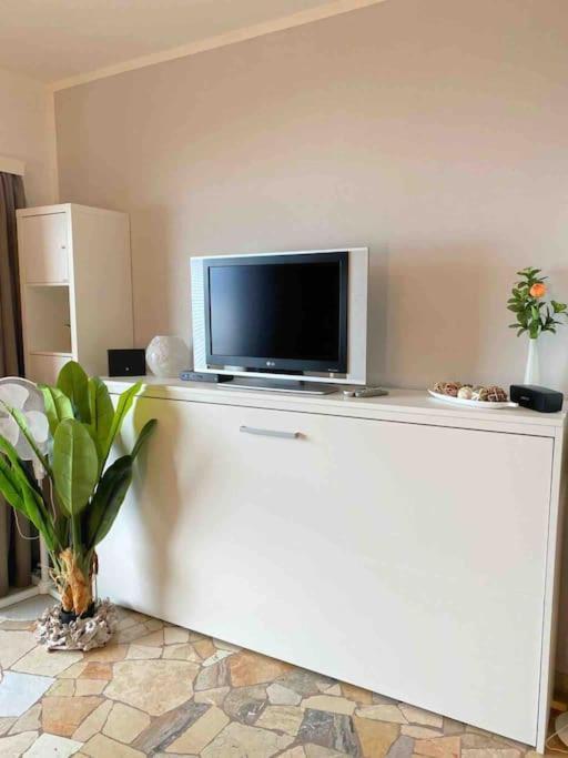 Ferienwohnung Studio Belvedere Brezzo المظهر الخارجي الصورة